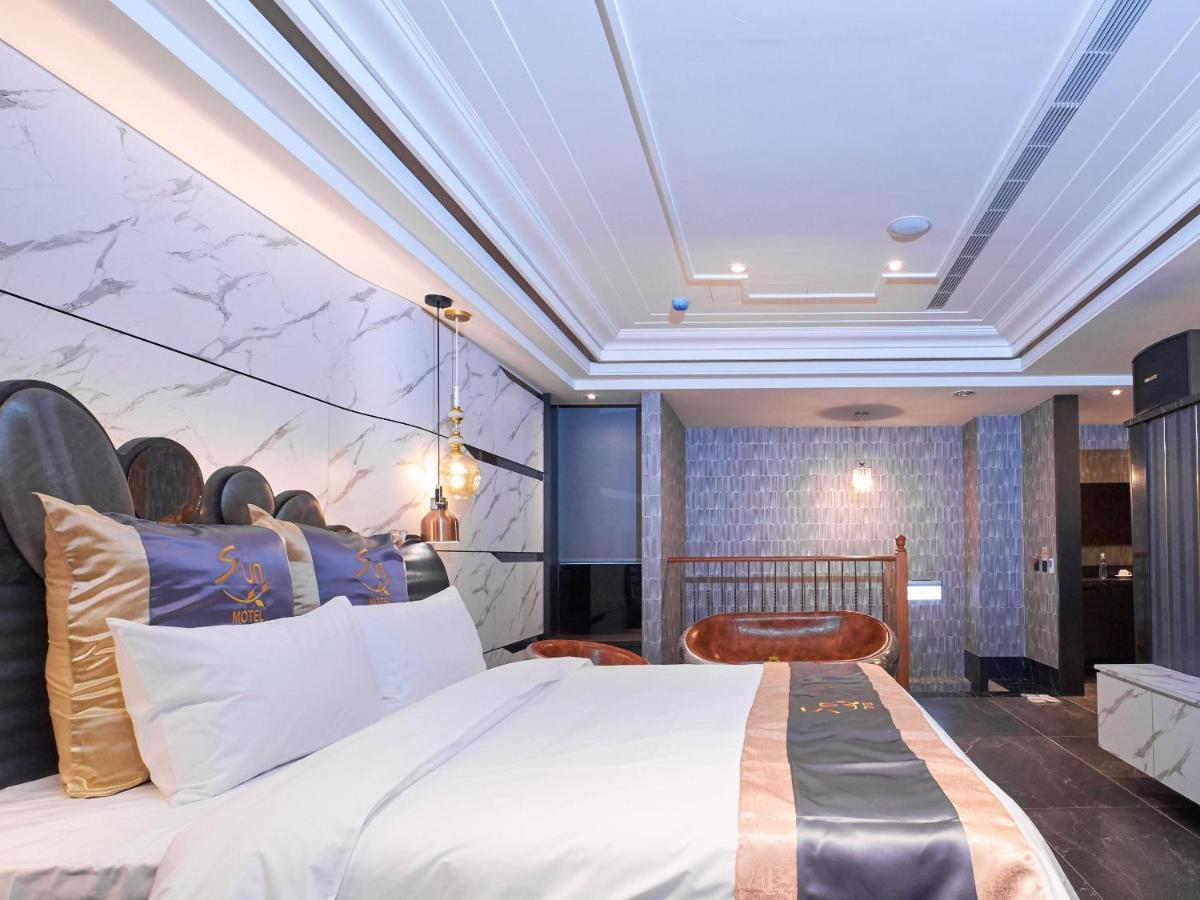Sun Motel 高雄市 エクステリア 写真
